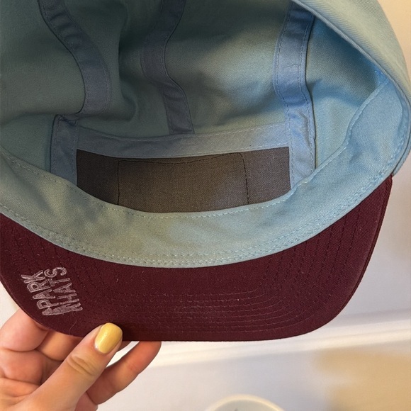 Acadia hat - Picture 2 of 2